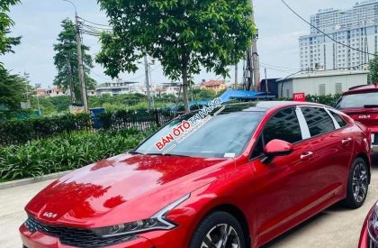 Kia K5 2022 - Màu đỏ, giá cực tốt