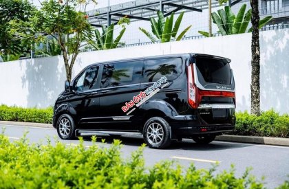 Ford Tourneo 2021 - Xe màu đen