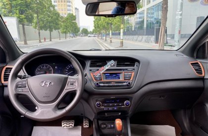 Hyundai i20 Active 2015 - Màu trắng nhập Ấn