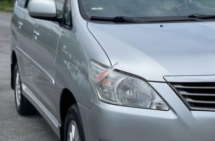 Toyota Innova 2012 - Đăng ký lần đầu 2012 mới 95%