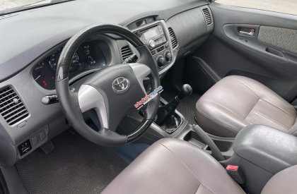 Toyota Innova 2012 - Đăng ký lần đầu 2012 mới 95%