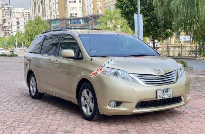 Toyota Sienna 2011 - Đăng ký lần đầu 2011, xe nhập, giá chỉ 1 tỷ 10tr