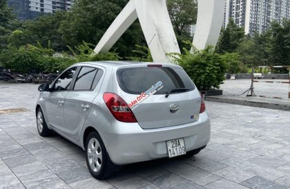 Hyundai i20 2010 - Xe màu bạc, xe nhập, giá chỉ 285 triệu