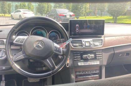 Mercedes-Benz E200 2013 - Màu trắng, 790 triệu