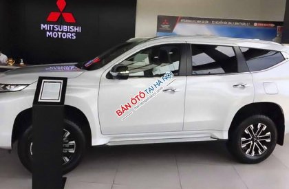 Mitsubishi Pajero 2022 - Màu trắng, xe nhập