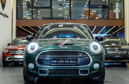 Mini Cooper 2015 - Màu xanh lục, nhập khẩu