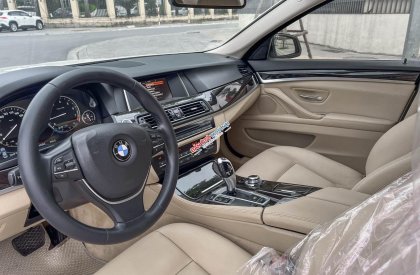 BMW 528i 2015 - Biển thành phố cực đẹp