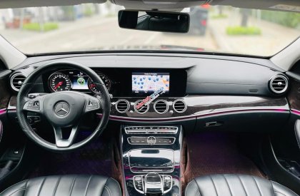 Mercedes-Benz E250 2017 - Xe cực đẹp. Trả góp từ 250tr nhận xe đi luôn, xe có bảo hành và test hãng thoải mái