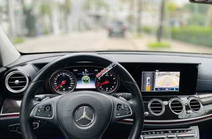 Mercedes-Benz E250 2017 - Xe cực đẹp. Trả góp từ 250tr nhận xe đi luôn, xe có bảo hành và test hãng thoải mái