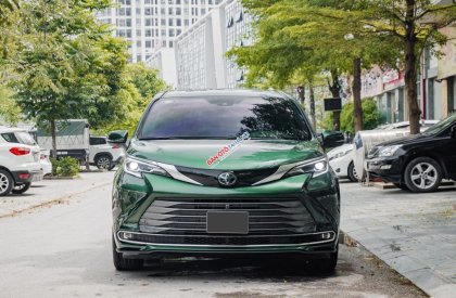 Toyota Sienna 2021 - Màu xanh lam, nhập khẩu nguyên chiếc