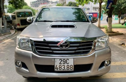 Toyota Hilux 2015 - Đăng ký 2015 chính chủ giá chỉ 478tr