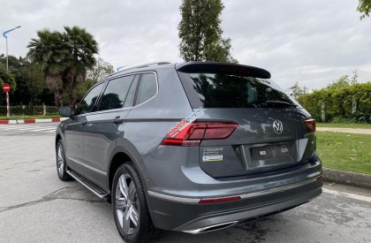 Volkswagen Tiguan 2019 - Màu xám, xe nhập