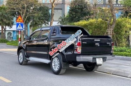 Toyota Hilux 2013 - Màu đen, nhập khẩu số sàn