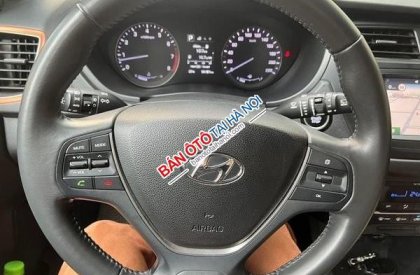 Hyundai i20 Active 2016 - Màu trắng, nhập khẩu nguyên chiếc, 465tr