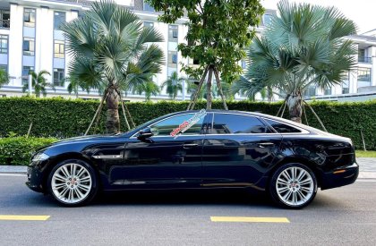 Jaguar 2016 - Màu đen, nhập khẩu