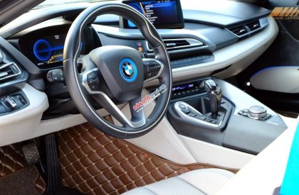 BMW i8 2016 - Màu trắng ghế kem biển HN vip