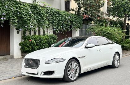 Jaguar 2015 - Bán xe màu trắng