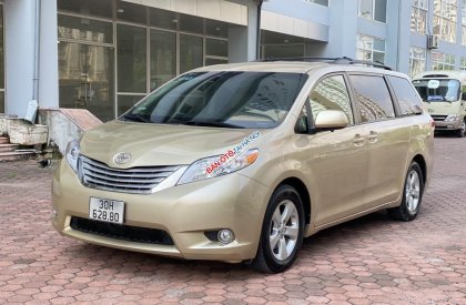 Toyota Sienna 2011 - Cần bán gấp xe nhập khẩu giá 1 tỷ 100tr