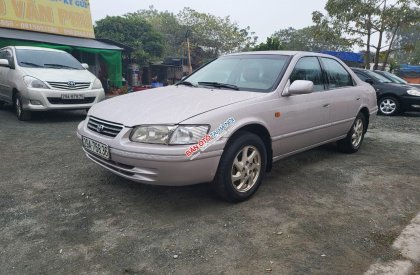 Toyota Camry 2000 - Màu bạc, giá rẻ