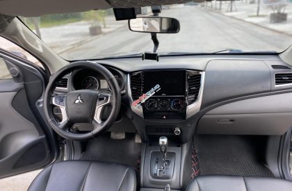 Mitsubishi Triton 2018 - Xe màu xám