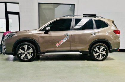 Subaru Forester 2022 - Màu đồng ánh kim