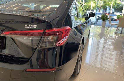 Honda Civic 2022 - - Tặng gói phụ kiện 20 triệu đồng - Giao ngay - Giá hấp dẫn nhất thị trường