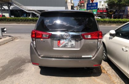 Toyota Innova 2019 - Xe màu xám, giá cực tốt