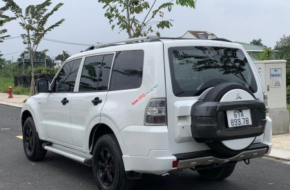 Mitsubishi Pajero 2007 - Xe màu trắng