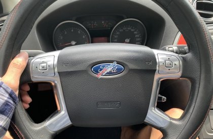 Ford Mondeo 2010 - Xe màu đen giá hữu nghị