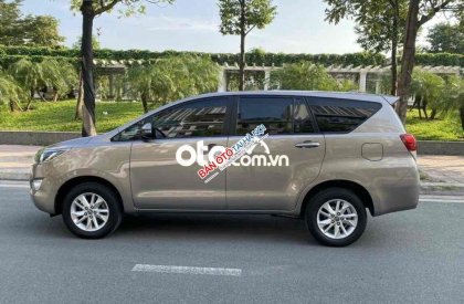 Toyota Innova 2018 - Màu xám, số sàn