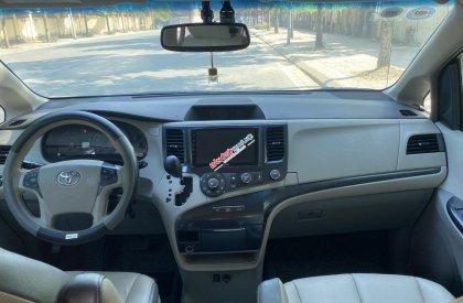 Toyota Sienna 2010 - Xe còn rất mới