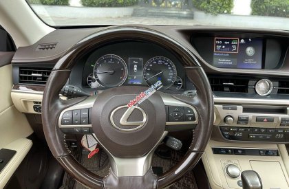 Lexus ES 350 2017 - Bán ô tô Lexus ES năm 2017 ít sử dụng giá chỉ 1 tỷ 855tr