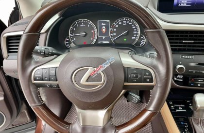 Lexus RX 300 2018 - Bán xe Lexus RX 300 sản xuất 2018, màu nâu, một chủ từ mới, cam kết chất lượng xe bằng văn bản bảo hành cho khách hàng