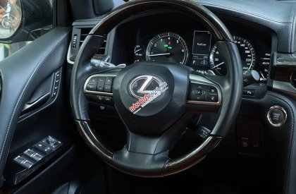Lexus LX 570 2016 - Màu xám, nhập khẩu