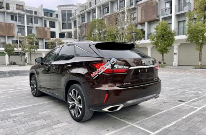 Lexus RX 300 2018 - Bán xe Lexus RX 300 sản xuất 2018, màu nâu, một chủ từ mới, cam kết chất lượng xe bằng văn bản bảo hành cho khách hàng