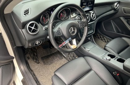 Mercedes-Benz CLA 200 2016 - Bán Mercedes CLA200, đăng kí 2017