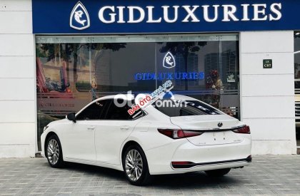 Lexus ES 250 F Sport 2020 - Cần bán Lexus ES 250 F Sport sản xuất 2020, màu trắng, nhập khẩu