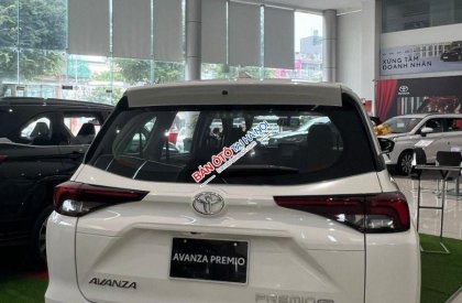 Toyota Avanza Premio 2022 - Màu trắng, nhập khẩu nguyên chiếc