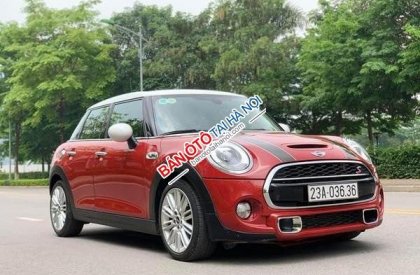 Mini Cooper S 2016 - Màu đỏ, nhập khẩu