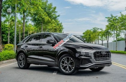 Audi Q8 2022 - Màu đen, nhập khẩu nguyên chiếc