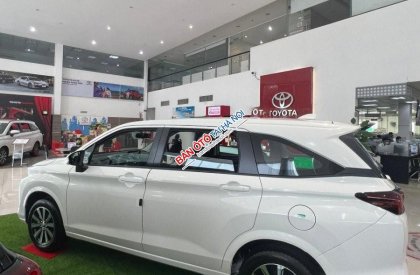 Toyota Avanza Premio 2022 - Màu trắng, nhập khẩu nguyên chiếc