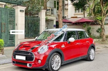 Mini Cooper S 2015 - Xe màu đỏ