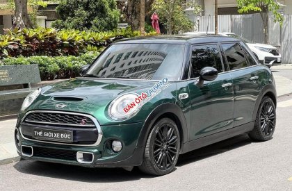 Mini Cooper S 2015 - Màu xanh lục, nhập khẩu