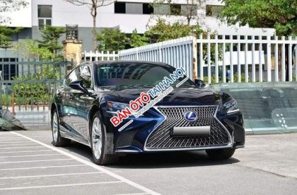 Lexus LS 500 2018 - Màu xanh lam, xe nhập số tự động