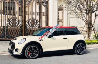 Mini Cooper S 2016 - Màu trắng, nhập khẩu nguyên chiếc