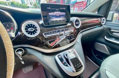 Mercedes-Benz V 220 2016 - Bán ô tô chính chủ giá chỉ 2 tỷ 90tr