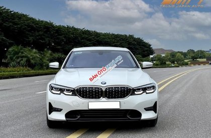 BMW 330i 2019 - Màu trắng, nhập khẩu