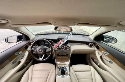 Mercedes-Benz GLC 250 2017 - Mới chạy 4v miles