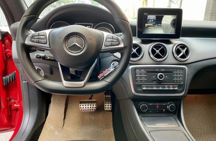 Mercedes-Benz CLA 250 2015 - Màu đỏ, xe nhập giá ưu đãi