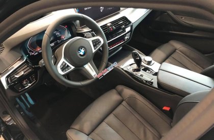 BMW 530i 2022 - Thể thao, sang trọng - Xe nhập khẩu nguyên chiếc - Tặng 30 triệu tiền mặt